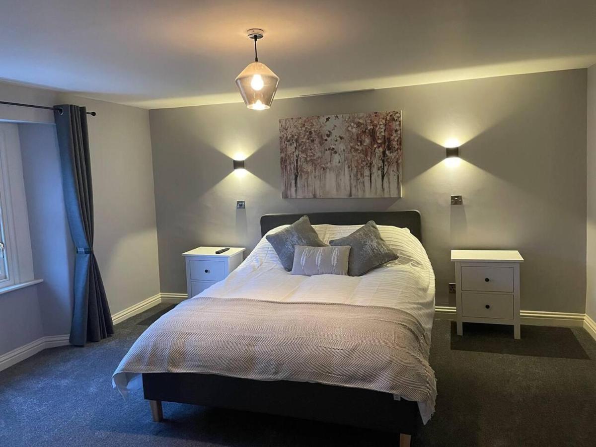 Cosy Apartment Above Village Pub 巴克斯顿 外观 照片