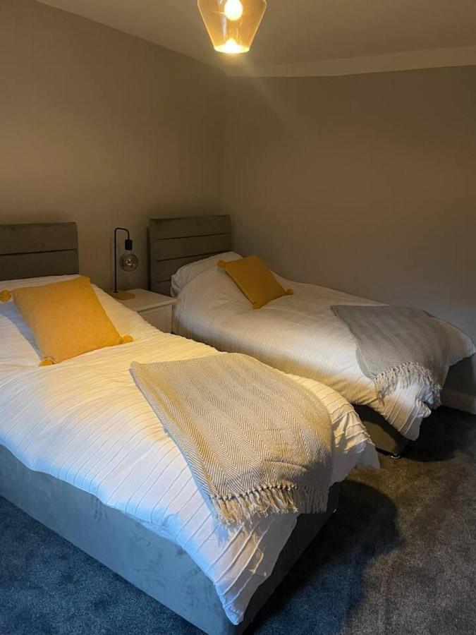 Cosy Apartment Above Village Pub 巴克斯顿 外观 照片